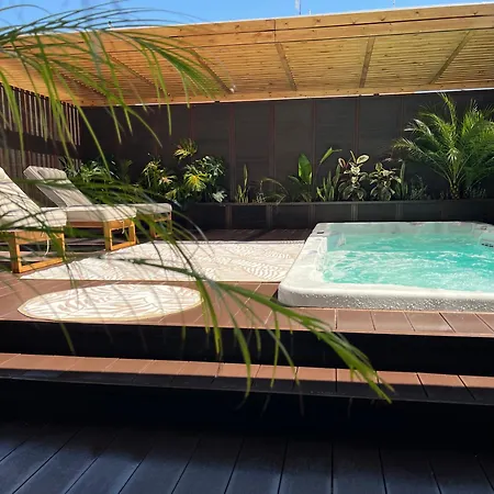 Appartamento Luxury Suite, Private Pool Swimming Odyssea *