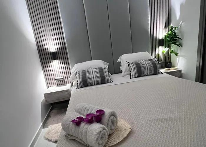 Odyssea Front * Kremastí